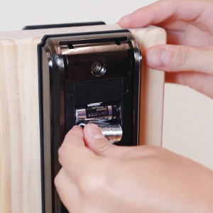 電子鎖電池 | 電子鎖電池更換教學